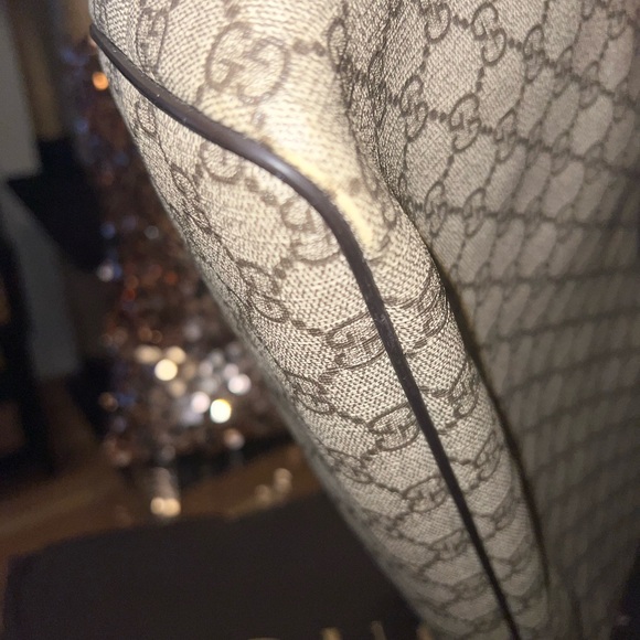 Authentic Gucci tote used in decent condition - Picture 4 of 5